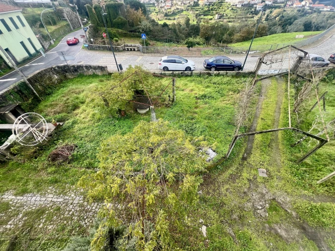 Moradia T6 para Venda em Souselo Foto 34