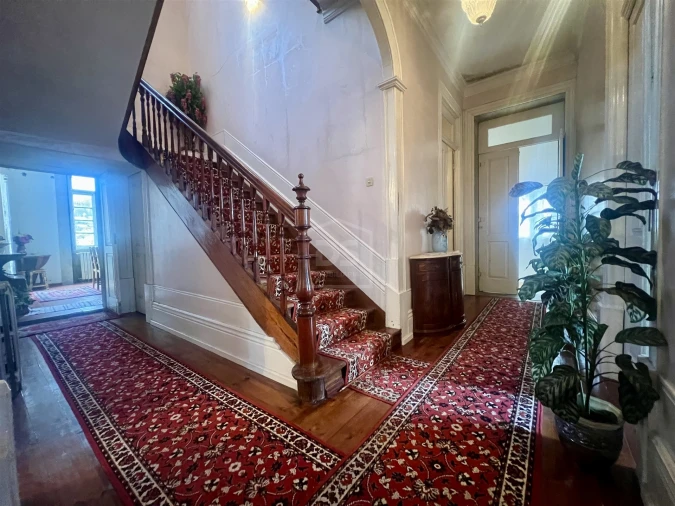 Moradia T6 para Venda em Souselo Foto 9