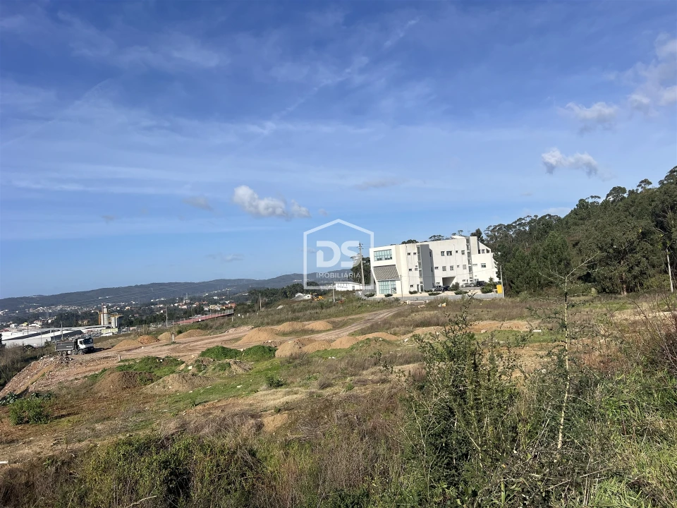 Terreno para Venda em Paredes Foto 8
