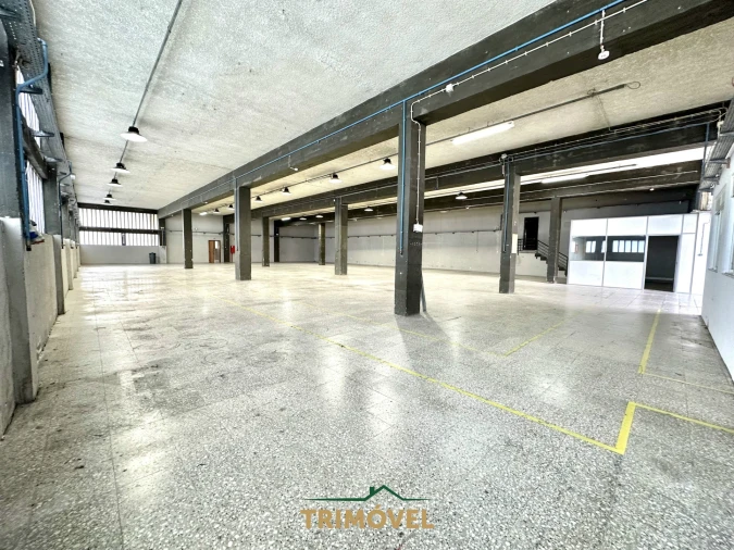 Negócio para Arrendamento em Vila de Cucujães Foto 5