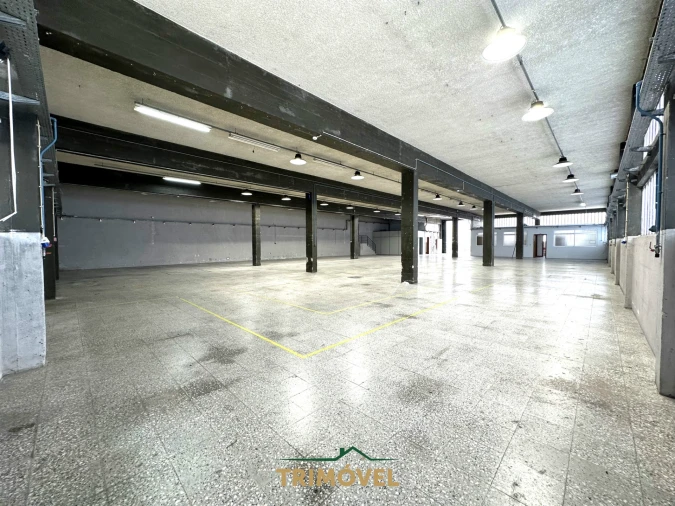 Negócio para Arrendamento em Vila de Cucujães Foto 10