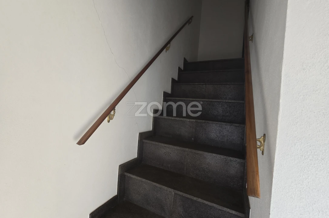 Moradia T3 para Venda em Calheta Foto 3