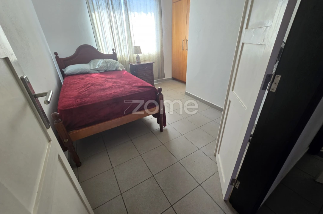 Moradia T3 para Venda em Calheta Foto 8