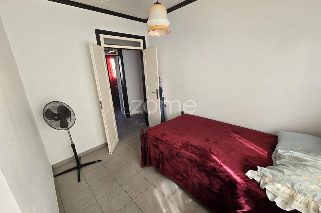 Moradia T3 para Venda em Calheta Foto 10