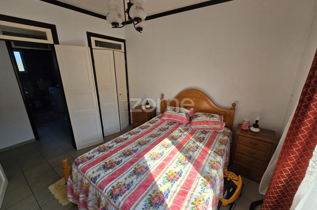 Moradia T3 para Venda em Calheta Foto 11