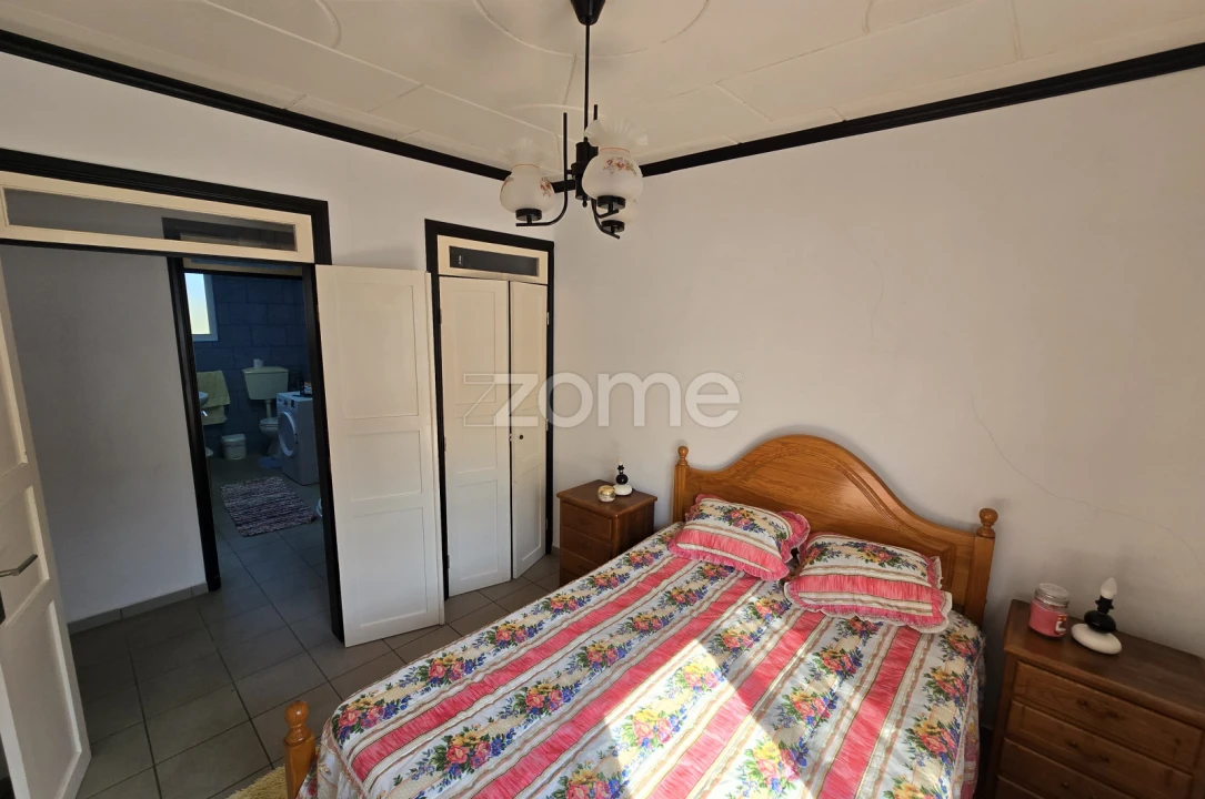 Moradia T3 para Venda em Calheta Foto 12