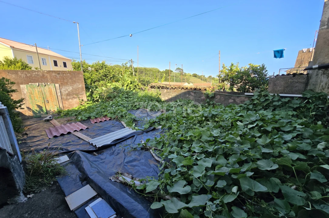 Moradia T3 para Venda em Calheta Foto 15