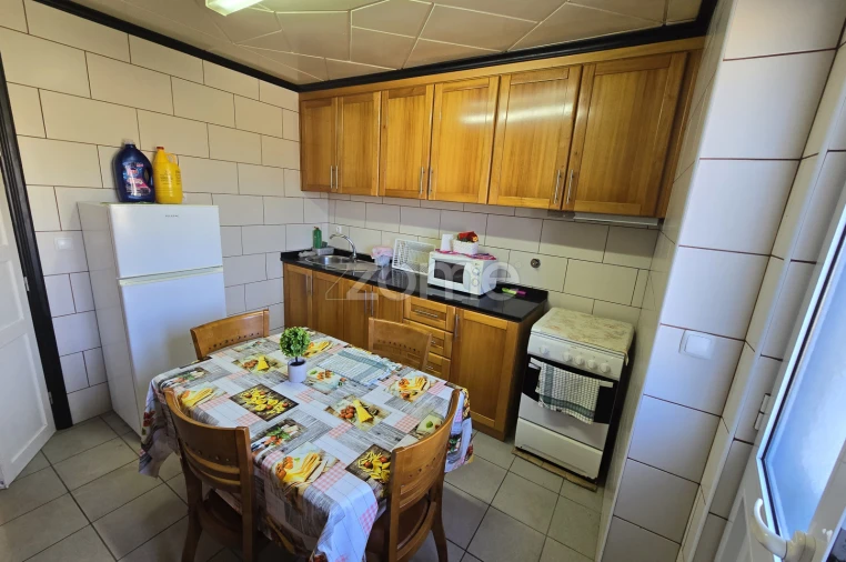 Moradia T3 para Venda em Calheta Foto 5