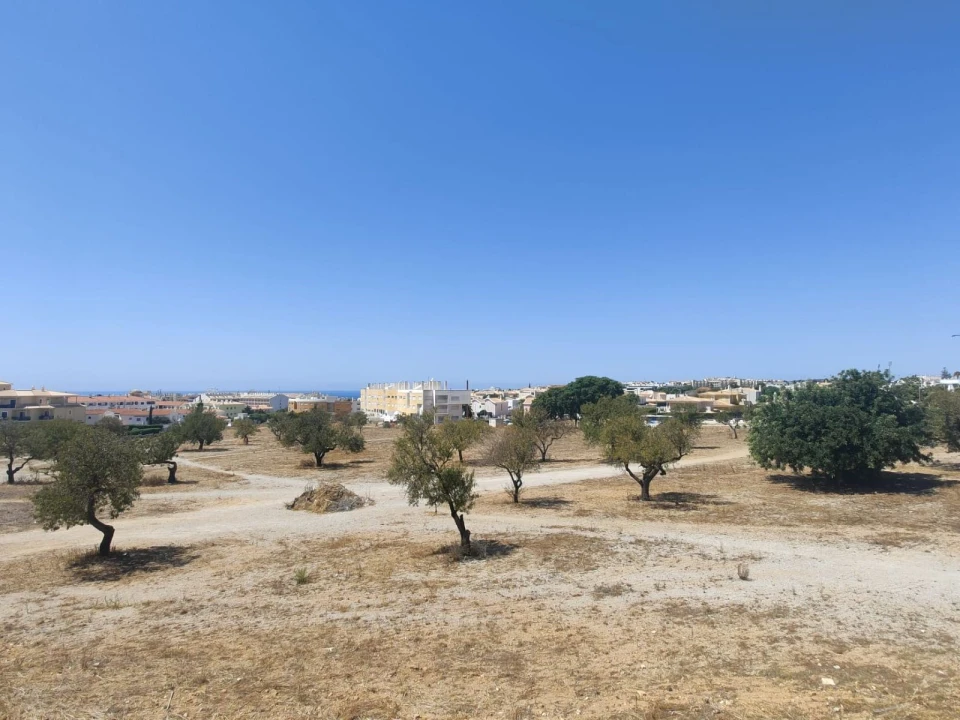 Armazém para Venda em Albufeira e Olhos de Água Foto 8