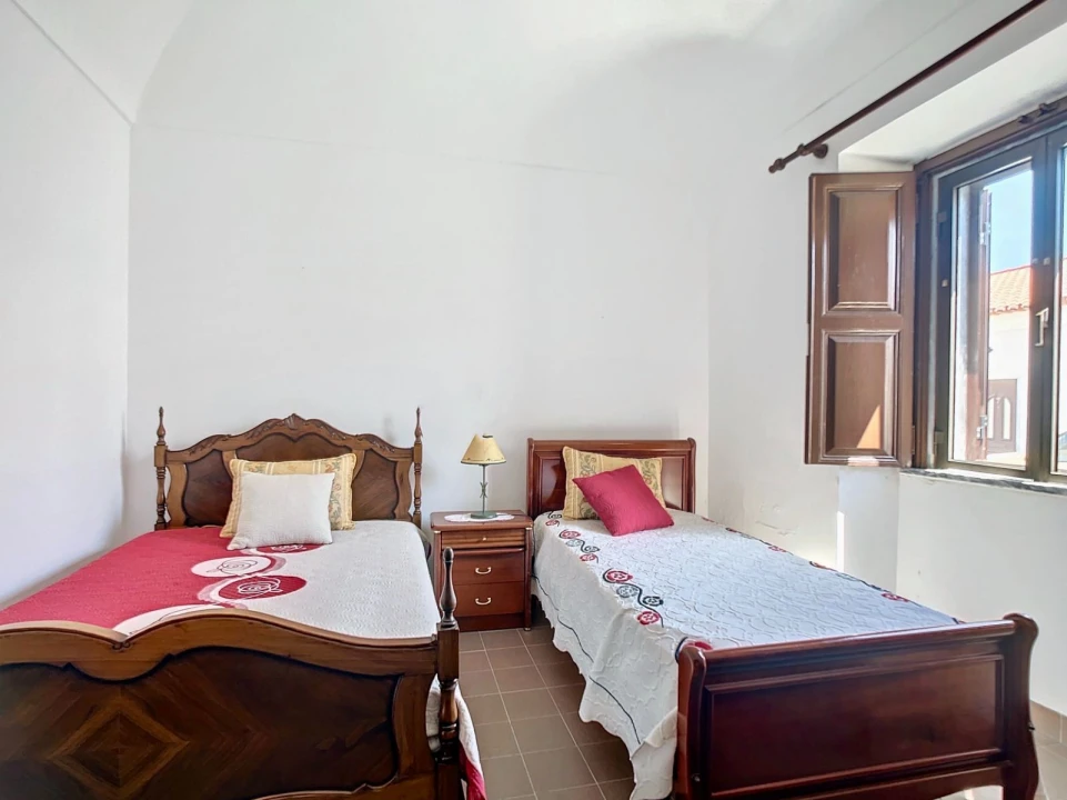 Moradia T5 para Venda em Reguengos de Monsaraz Foto 6