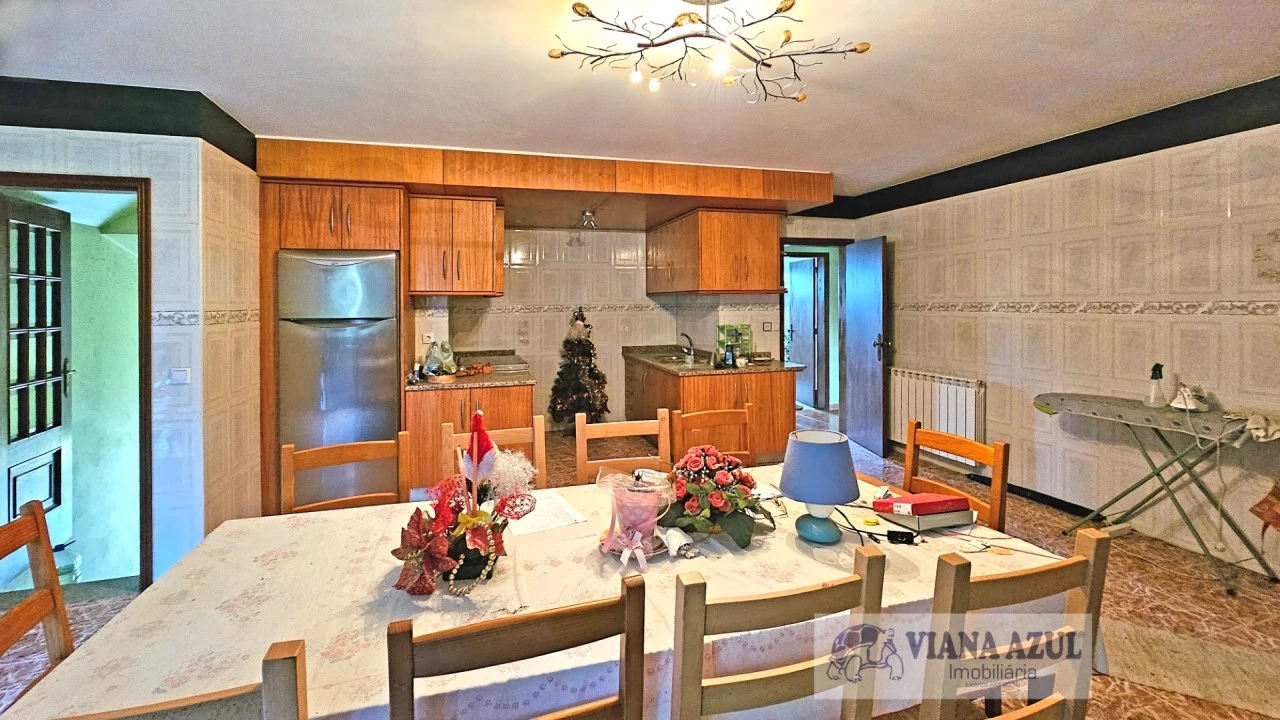 Moradia T6 para Venda em Torre e Vila Mou Foto 13