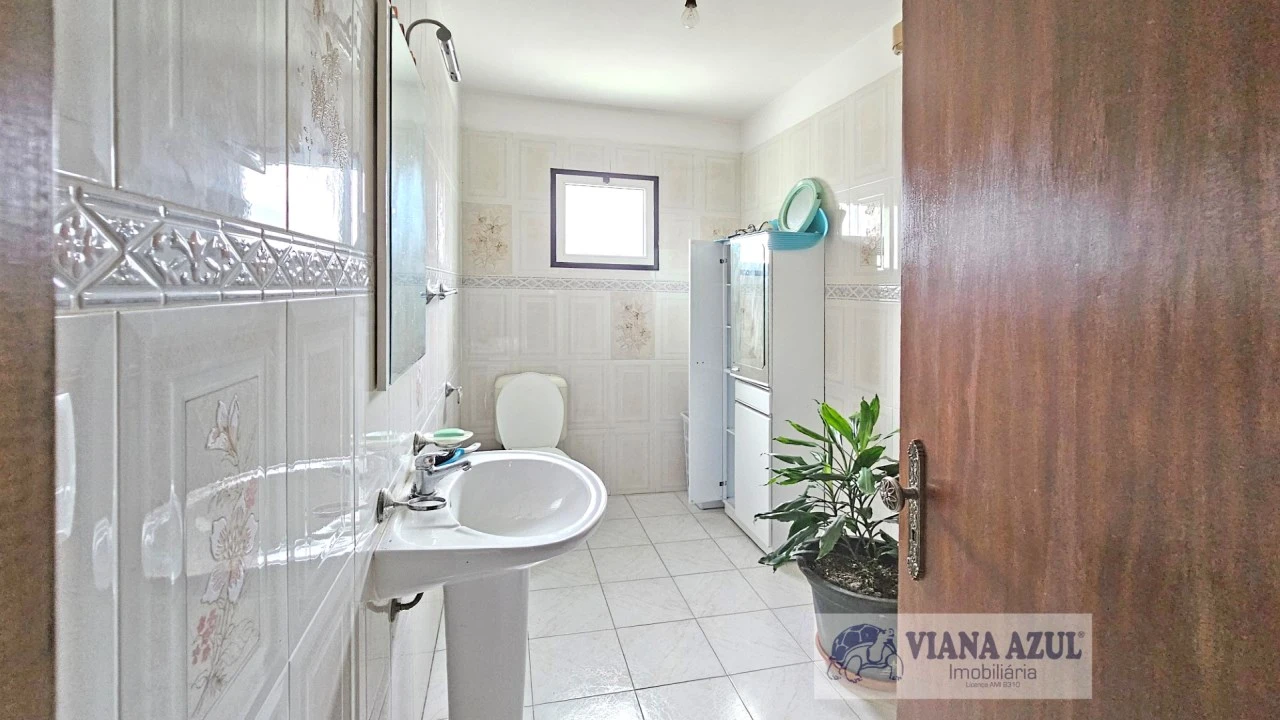 Moradia T6 para Venda em Torre e Vila Mou Foto 19