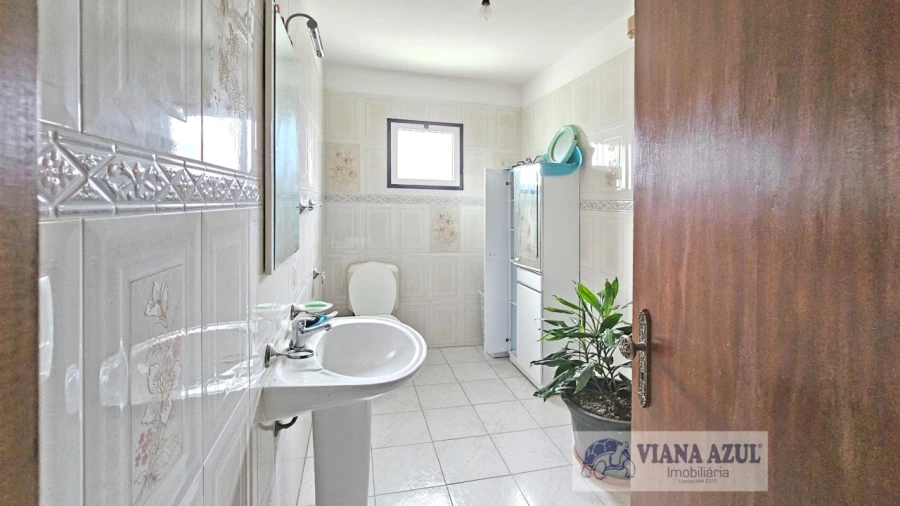 Moradia T6 para Venda em Torre e Vila Mou Foto 19