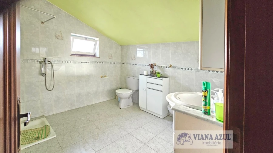 Moradia T6 para Venda em Torre e Vila Mou Foto 26