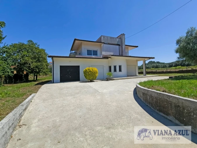 Moradia T4 para Venda em Subportela, Deocriste e Portela Susã Foto 2