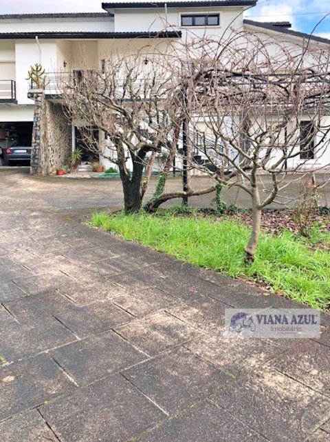 Moradia T4 para Venda em Nogueira, Meixedo e Vilar de Murteda
