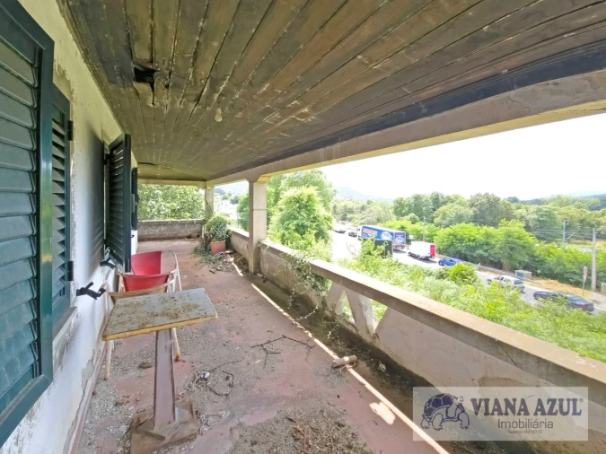 Moradia T4 para Venda em Loivo Foto 11