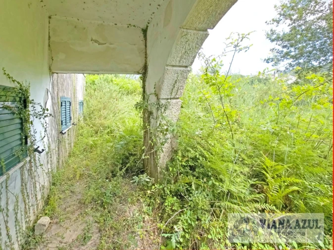 Moradia T4 para Venda em Loivo Foto 17