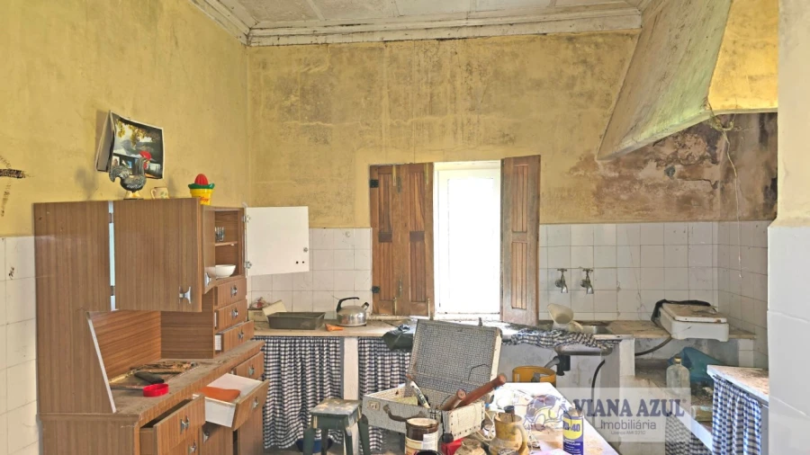 Moradia T4 para Venda em Loivo Foto 31