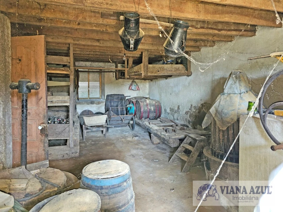 Moradia T4 para Venda em Gondarem Foto 11