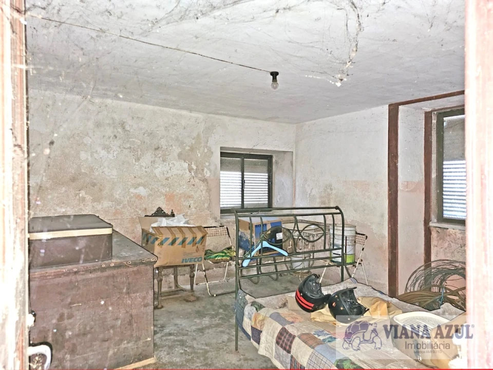 Moradia T4 para Venda em Gondarem Foto 12