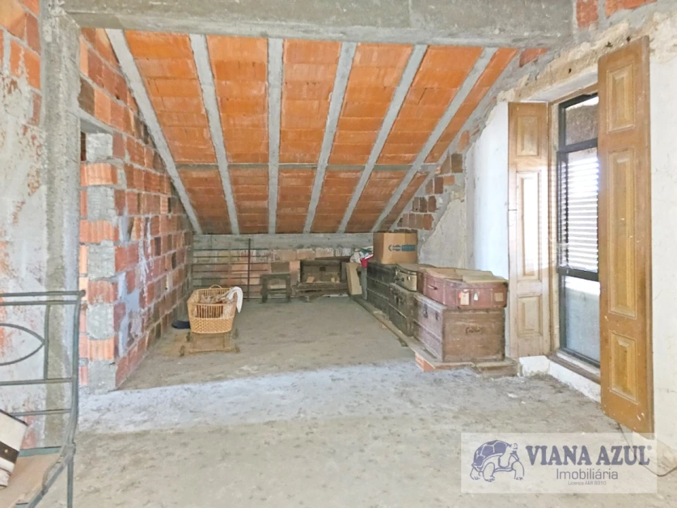 Moradia T4 para Venda em Gondarem Foto 32