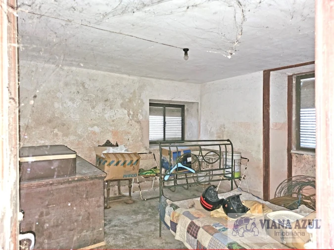 Moradia T4 para Venda em Gondarem Foto 12