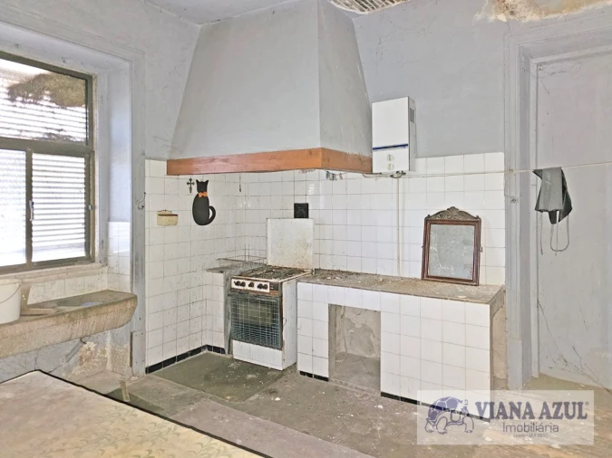 Moradia T4 para Venda em Gondarem Foto 19