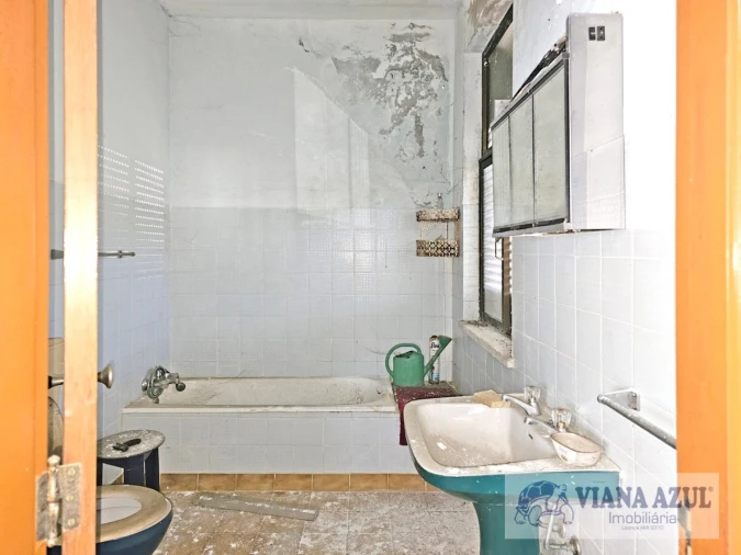 Moradia T4 para Venda em Gondarem Foto 22