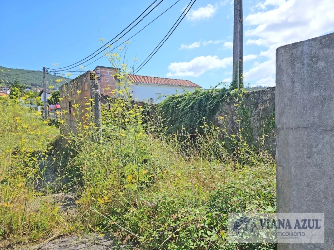 Moradia T4 para Venda em Gondarem Foto 36