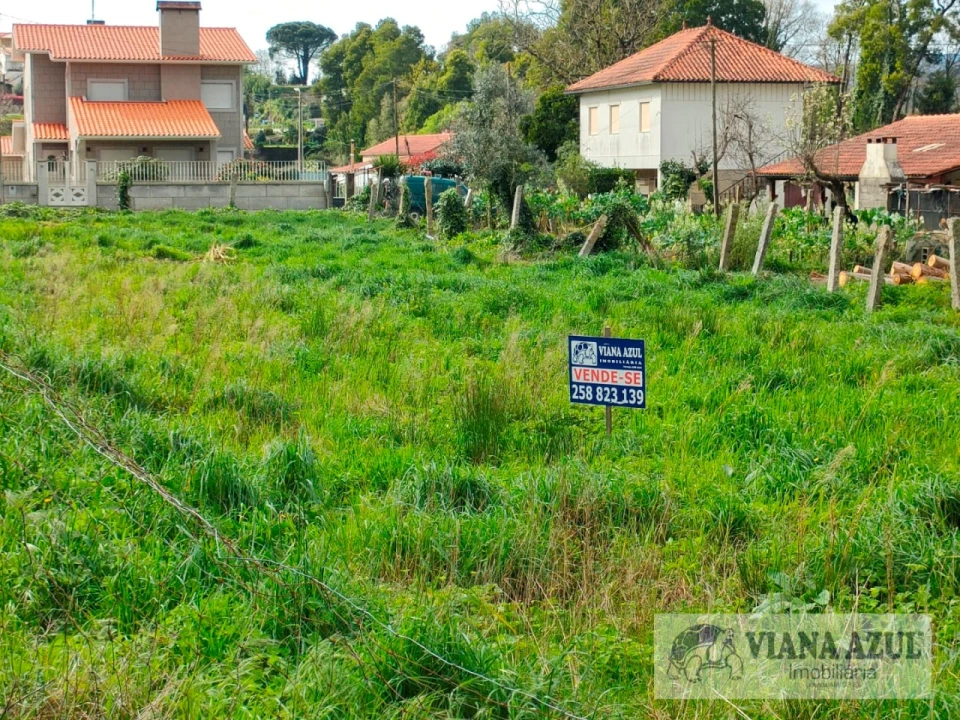 Terreno para Venda em Gondarem Foto 3