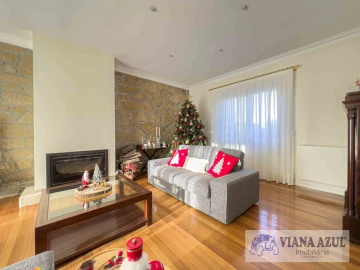 Moradia T5 para Venda em Vila Franca