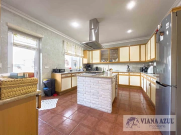 Moradia T5 para Venda em Vila Franca