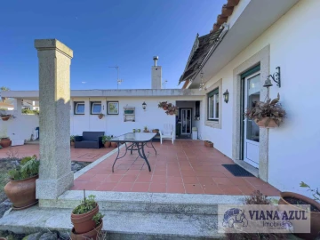 Moradia T5 para Venda em Vila Franca