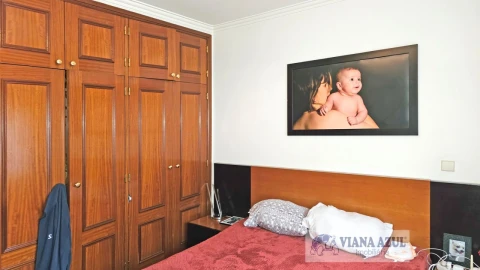 Moradia T4 para Venda em Areosa