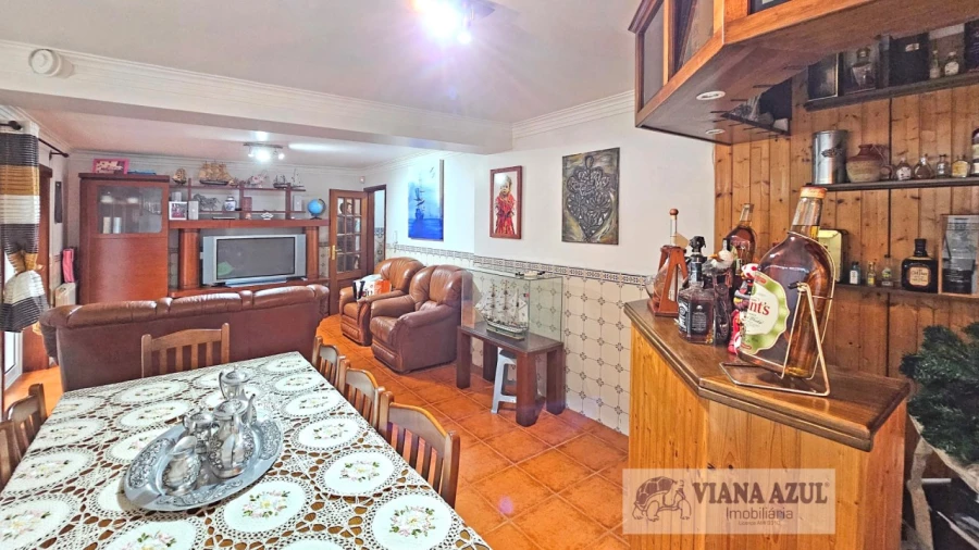 Moradia T4 para Venda em Areosa Foto 10