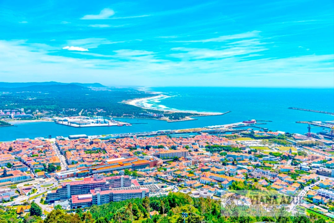 Terreno para Venda em Carreço Foto 13