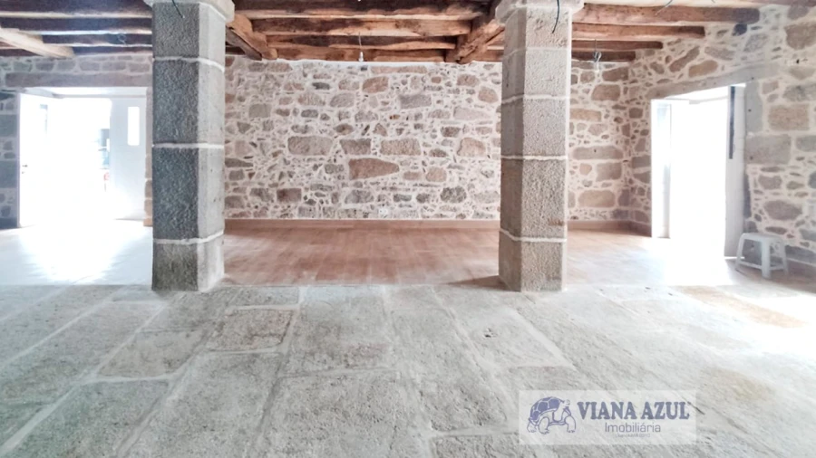 Loja para Arrendamento em Santa Maria Maior e Monserrate e Meadela Foto 4