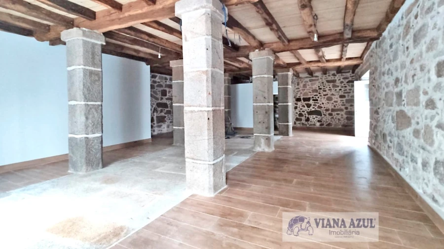 Loja para Arrendamento em Santa Maria Maior e Monserrate e Meadela Foto 8