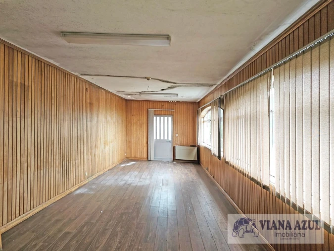 Armazém para Venda em Vila Nova de Anha Foto 8