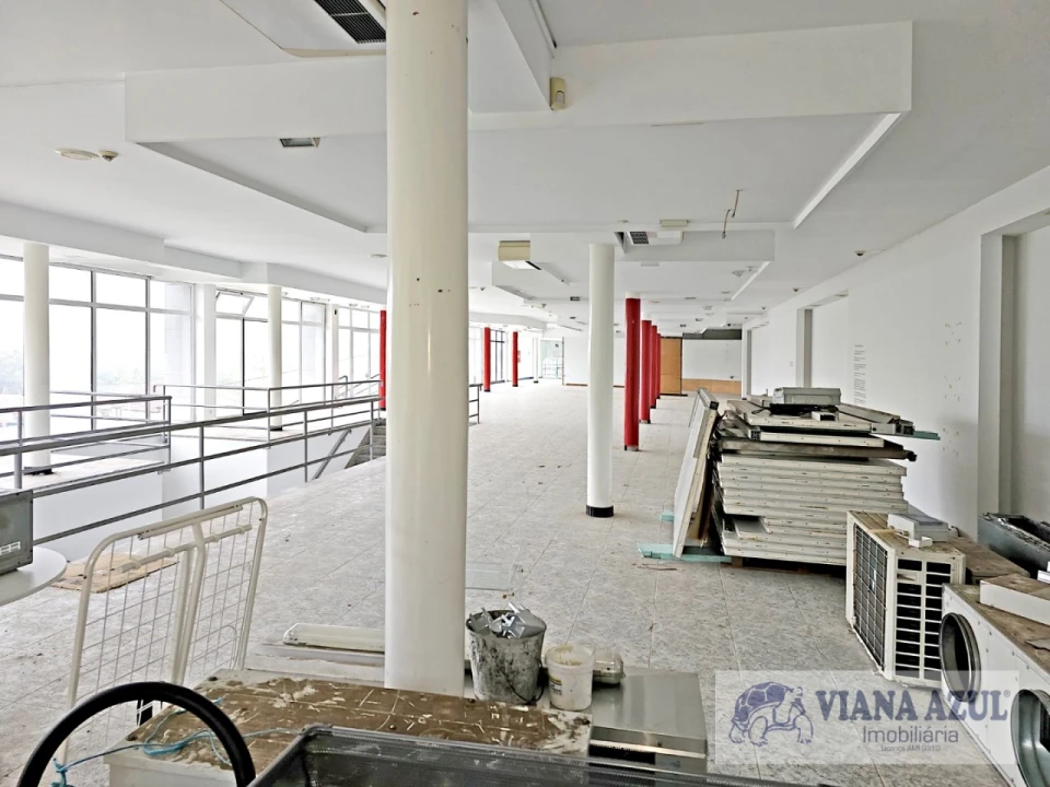 Armazém para Venda em Vila Nova de Anha Foto 10