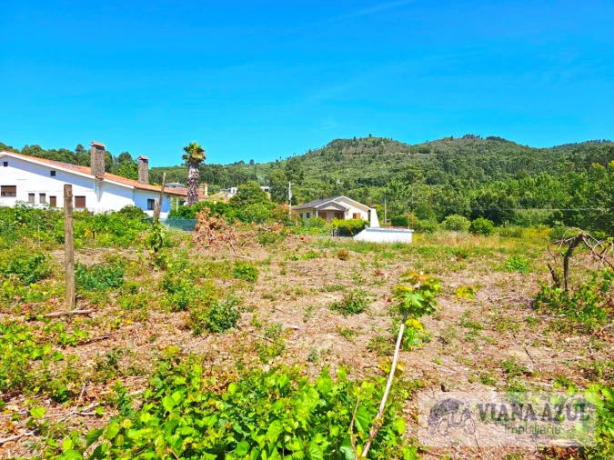 Terreno Comércio / Armazém para Venda em Geraz do Lima (Santa Maria, Santa Leocádia, Moreira), Deão Foto 24