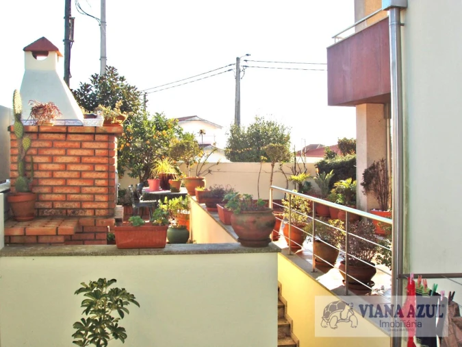 Moradia T4 para Venda em Carreço Foto 31