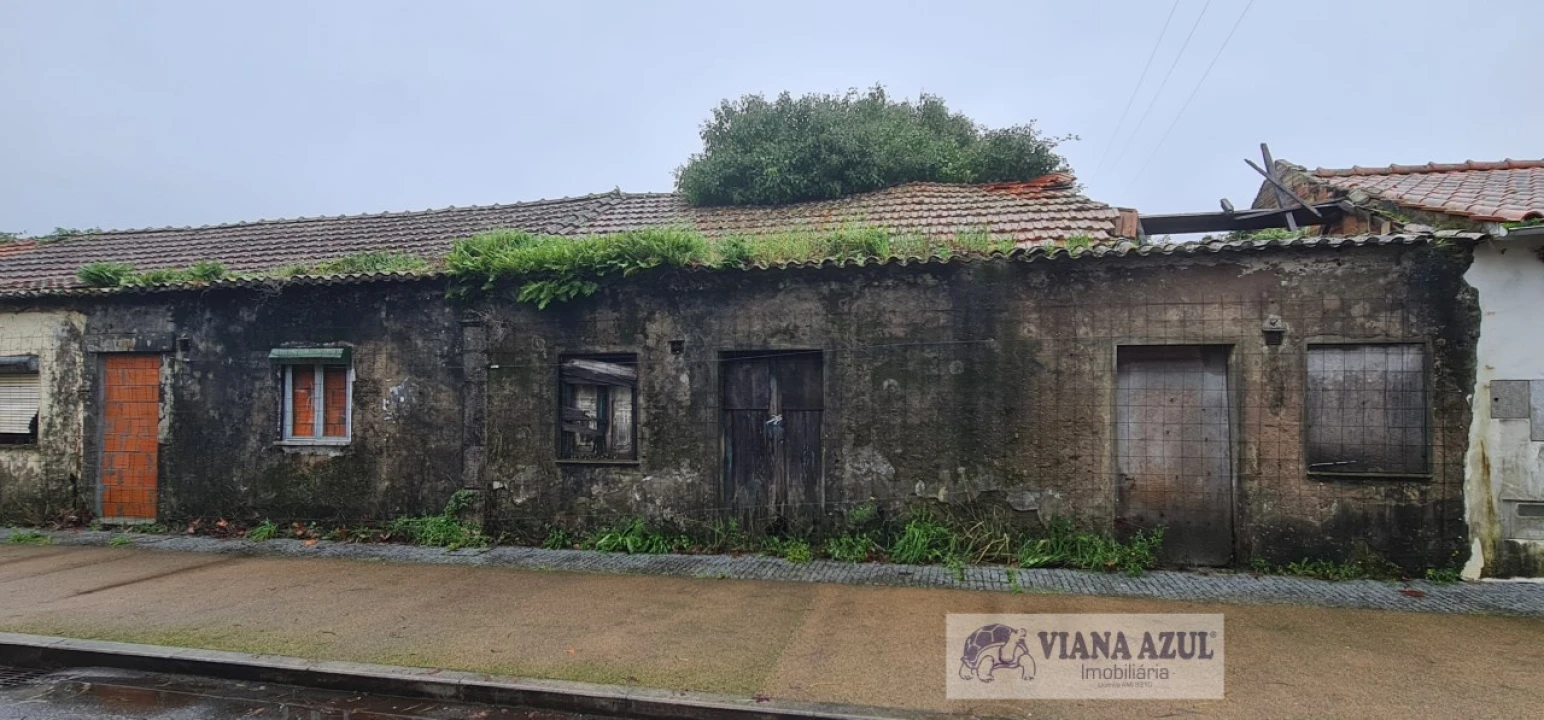 Moradia T3 para Venda em Darque Foto 3