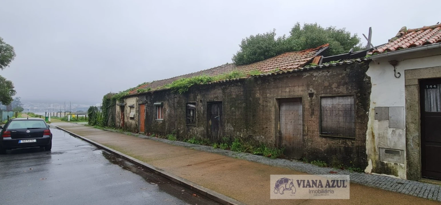 Moradia T3 para Venda em Darque Foto 4