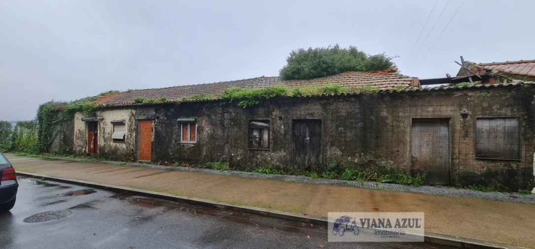 Moradia T3 para Venda em Darque Foto 5