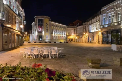Armazém para Venda em Areosa