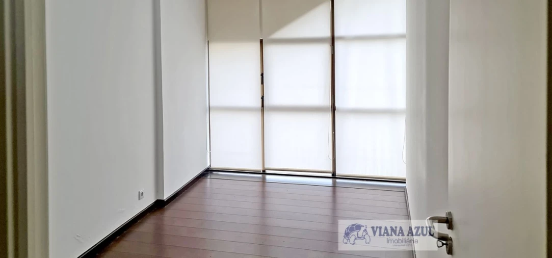 Escritório para Venda em Santa Maria Maior e Monserrate e Meadela Foto 2