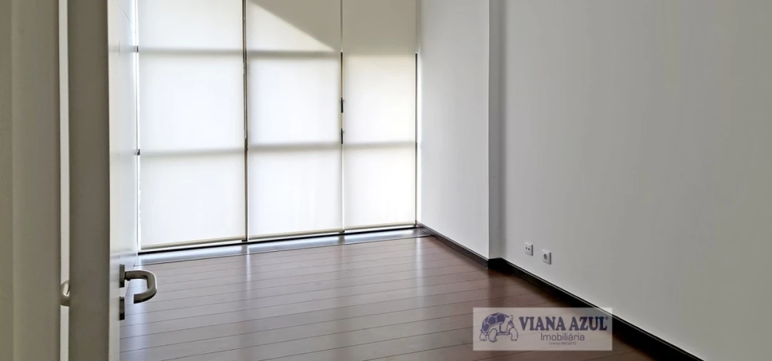 Escritório para Venda em Santa Maria Maior e Monserrate e Meadela Foto 3