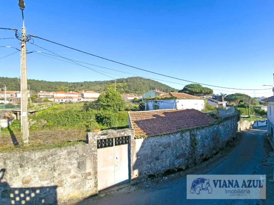 Quinta T3 para Venda em Areosa Foto 1